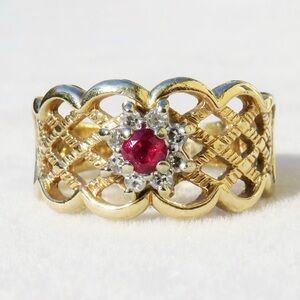 14k Natural Ruby & Diamonds Basket Weave Vintage Ring Size 9 5.76g
